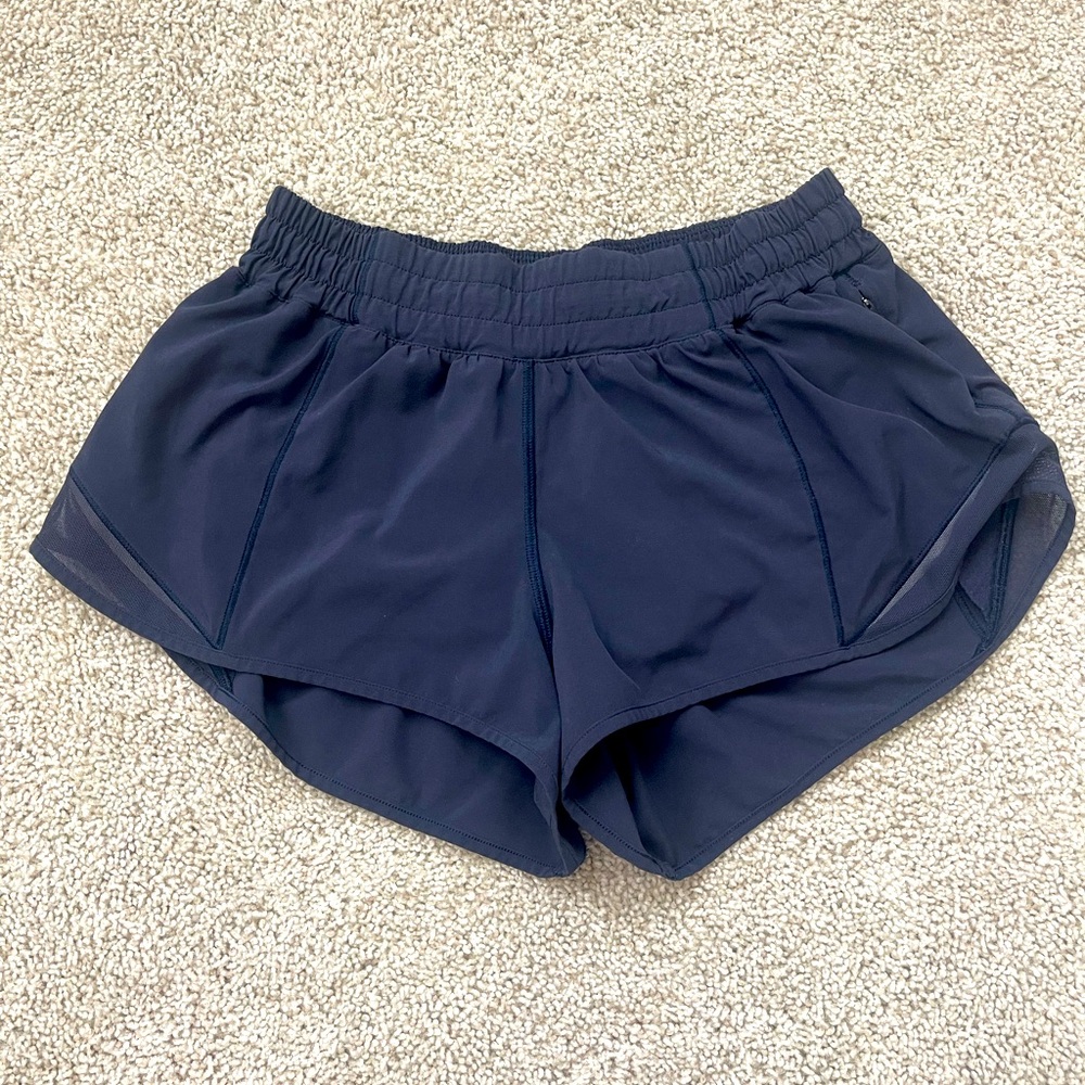 Lululemon Hotty Hot Short- Size 6